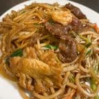 Best Combination Lo Mein 本楼炒面 in Las Vegas, NV